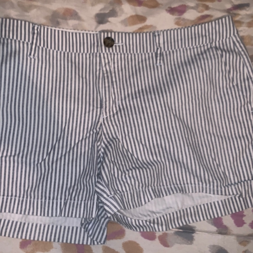 striped shorts